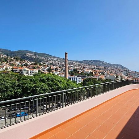 Garden And Seaview Apartment - Free Parking Φουνκάλ Εξωτερικό φωτογραφία