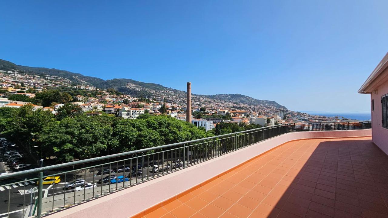 Garden And Seaview Apartment - Free Parking Φουνκάλ Εξωτερικό φωτογραφία