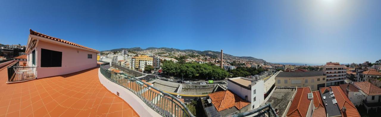 Garden And Seaview Apartment - Free Parking Φουνκάλ Εξωτερικό φωτογραφία