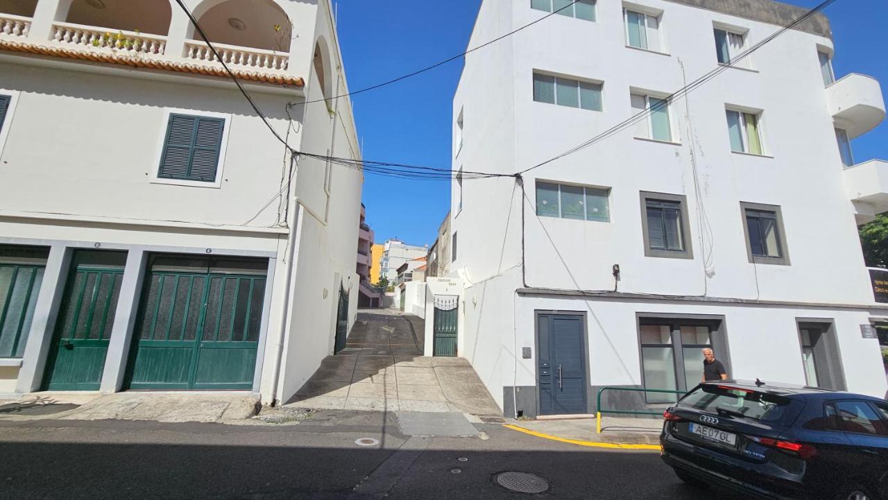 Garden And Seaview Apartment - Free Parking Φουνκάλ Εξωτερικό φωτογραφία